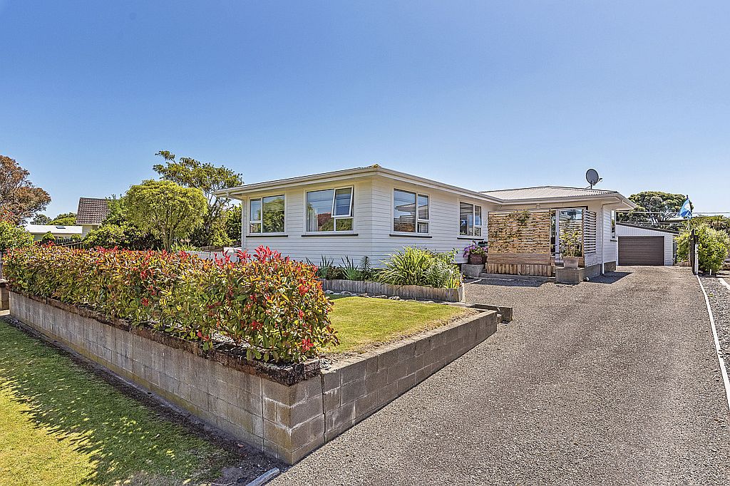 Property value 18 Teoti Street, Paraparaumu Beach realestate.co.nz