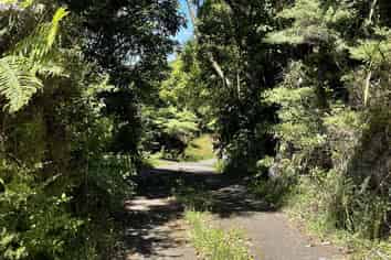 29 Cascade Avenue, Waiatarua