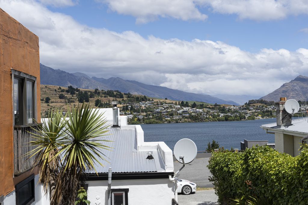 Property value 412 Frankton Road, Queenstown Central realestate.co.nz