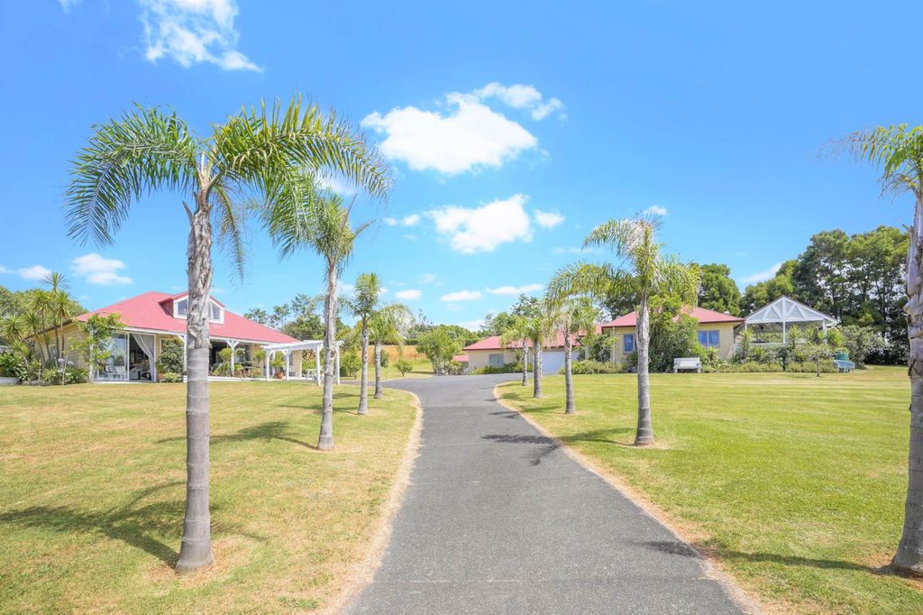 Property value 114 Wake Road, Coatesville realestate.co.nz