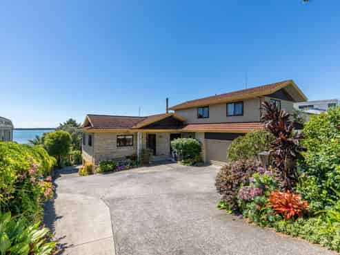 234 Tanners Point Road, Tanners Point