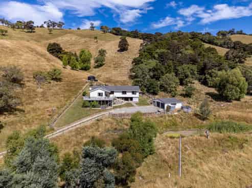 811 Te Whiti Road, Te Whiti