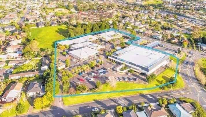  Shop 4 + 5, 138 - 144 Royal Road, Massey