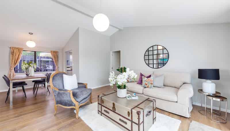  2/11 Brookfield Road, Te Atatu Peninsula