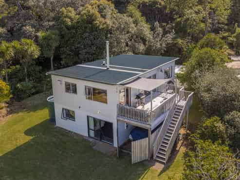 7 Stony Bay Road, Port Charles