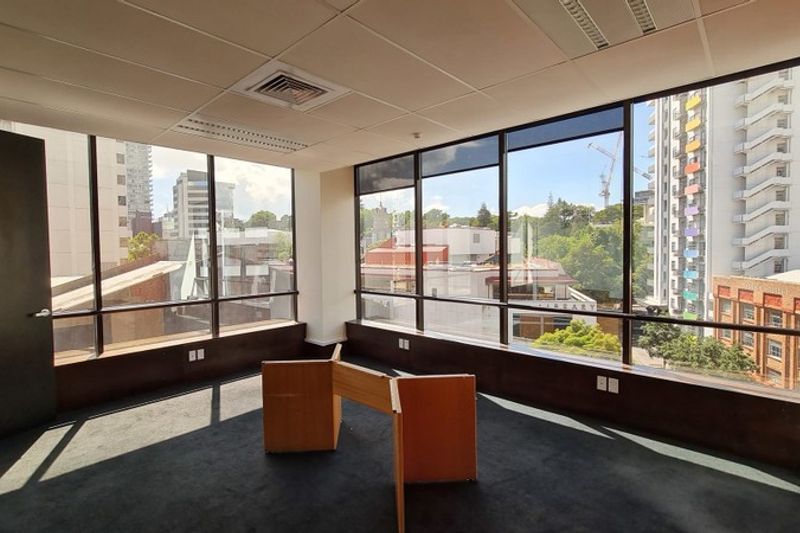 Savills - Boutique Offices on Queen Street - Bild 6