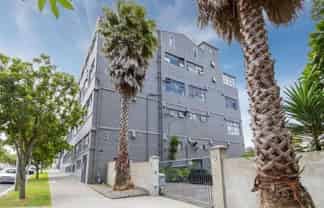 3/3 Akiraho Street , Mount Eden