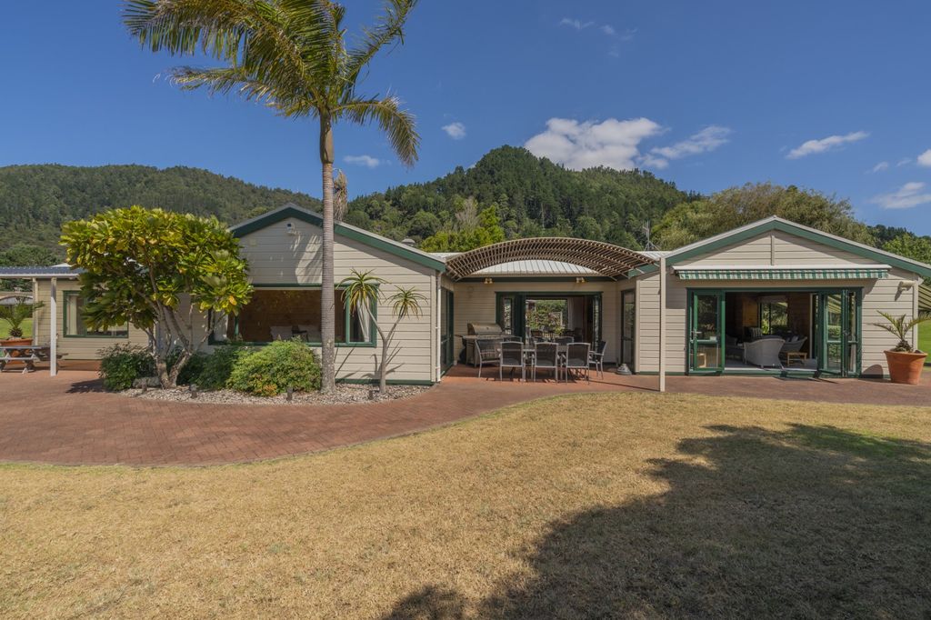 Property value 28 The Dividend, Pauanui realestate.co.nz