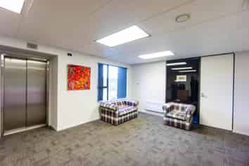 Spacious Offices with Carparks
