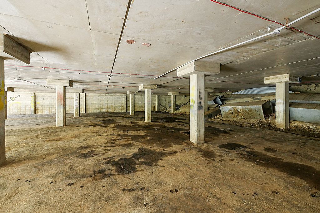 Industrial Storage Area - Vista 5