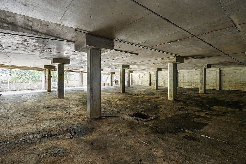 Industrial Storage Area - Vista 6