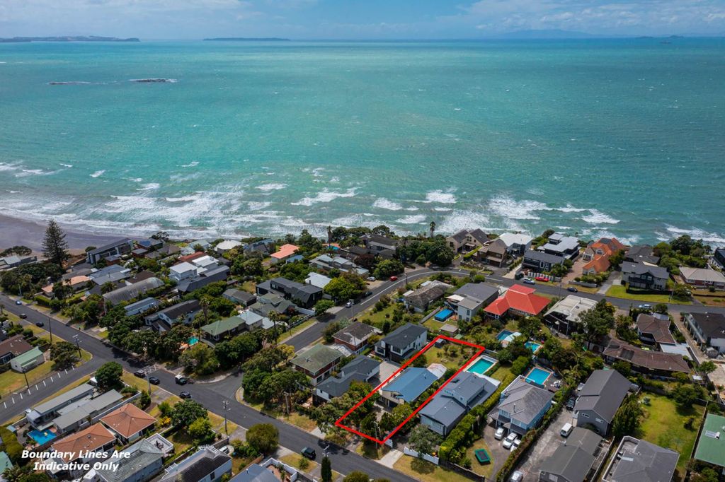 Property value 23 Rothesay Bay Road, Rothesay Bay realestate.co.nz