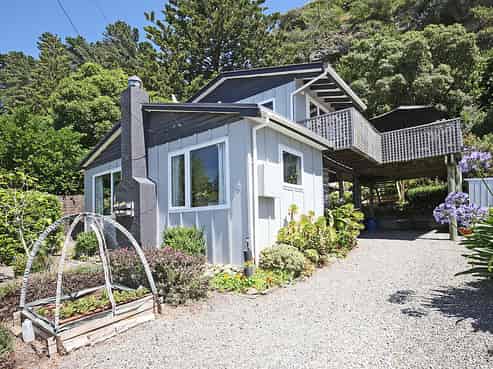 42 Moody Street, Gore Bay