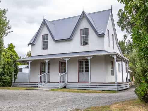 113 Fitzherbert Street, Featherston