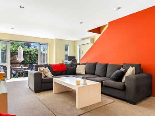 19B Whiteleigh Avenue, Addington