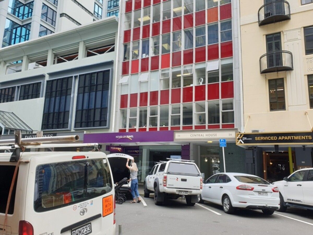CENTRAL LOCATION AT CENTRAL HOUSE