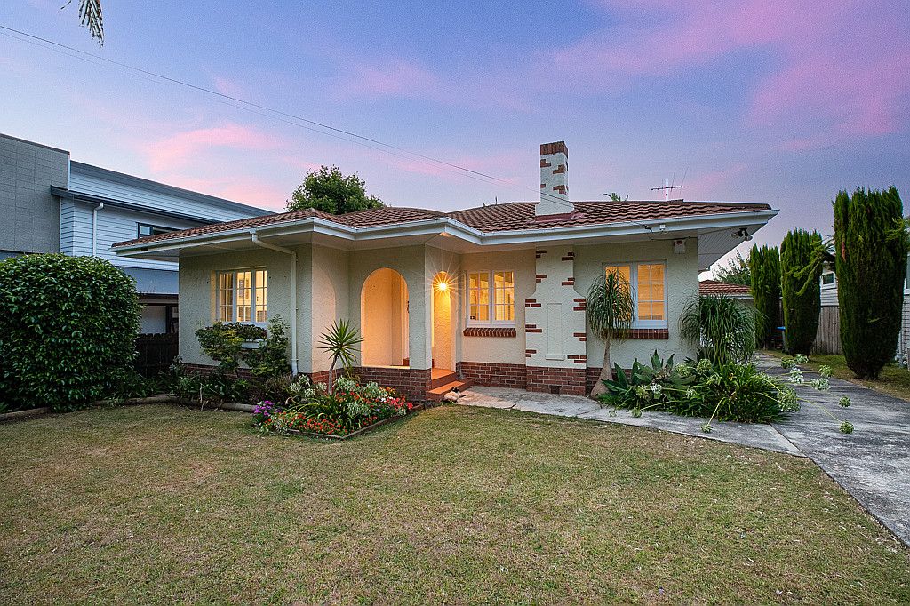 Property value 23 Target Street, Point Chevalier realestate.co.nz