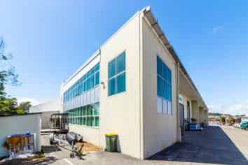 145m² Tidy Office - Silverdale