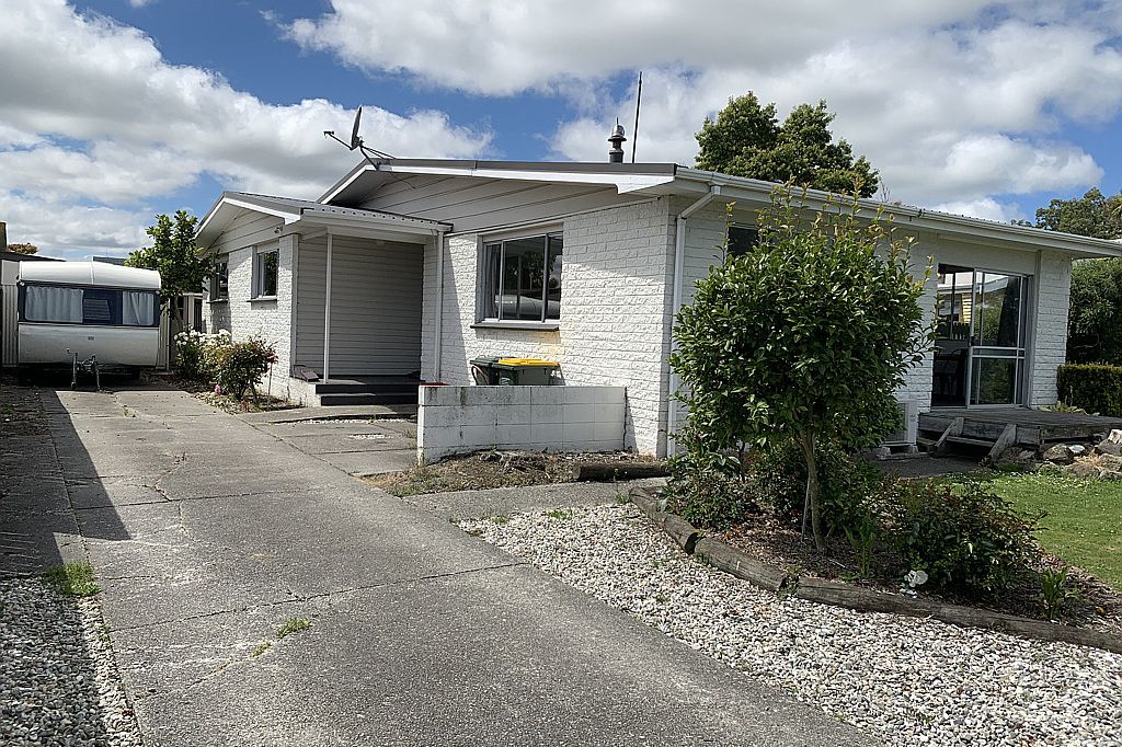 Property value 16 Centennial Avenue, Balclutha realestate.co.nz