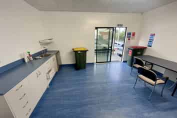 OFFICE SPACE - Silverdale