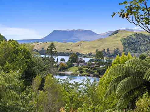 22 Okareka Loop Road, Lake Okareka