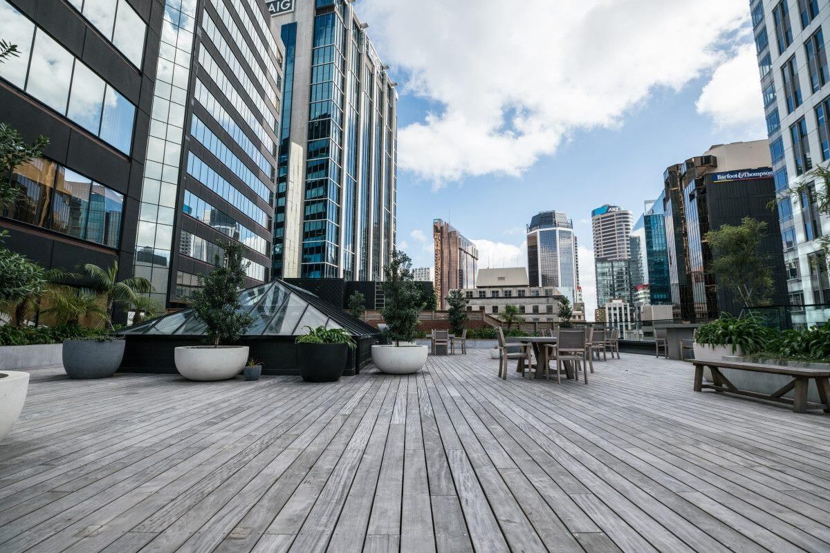CBRE – Premium Boutique Office | Exclusive Deck - Vista 5