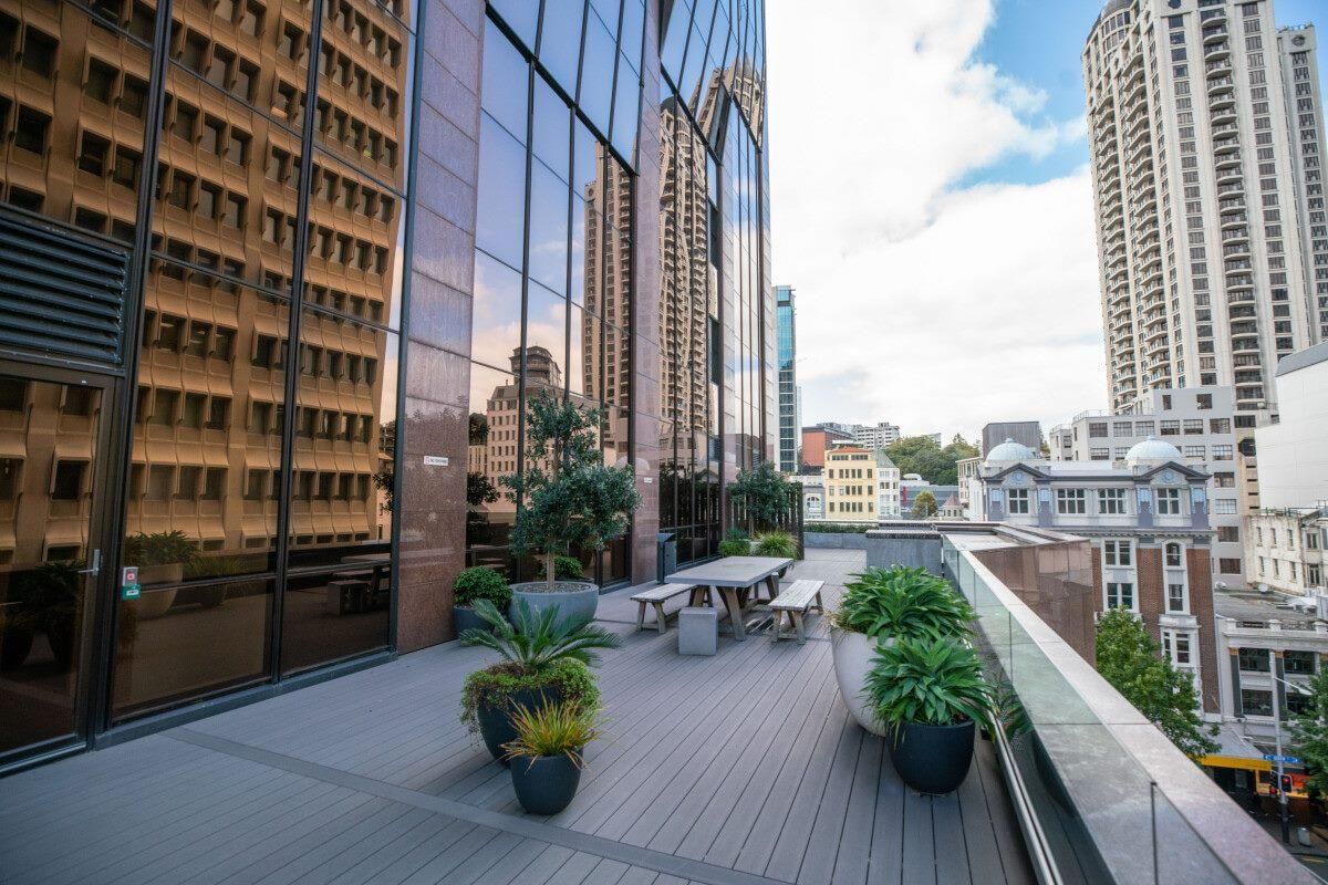 CBRE – Premium Boutique Office | Exclusive Deck - Vista 2