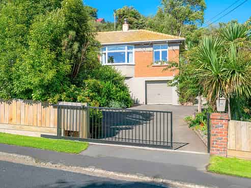 16 Shandon Street, Roseneath