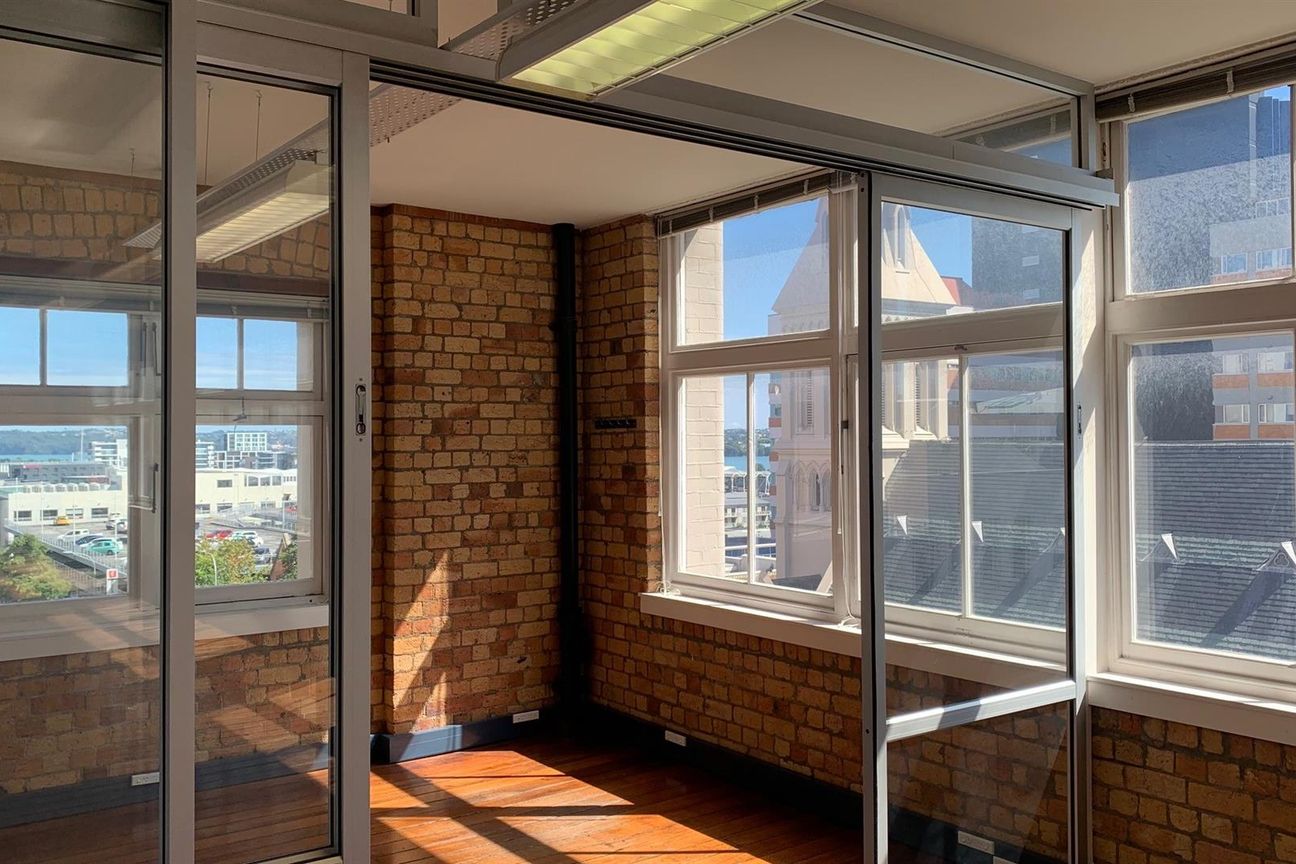 CBRE - Attractive & Cost-Effective - Vista 3