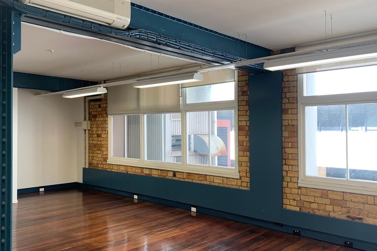 CBRE - Attractive & Cost-Effective - Vista 2