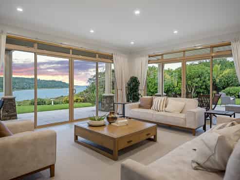 109 Warman Road, Okura