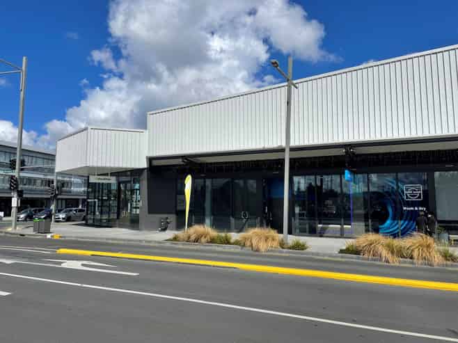 Last external units Ormiston Town Centre