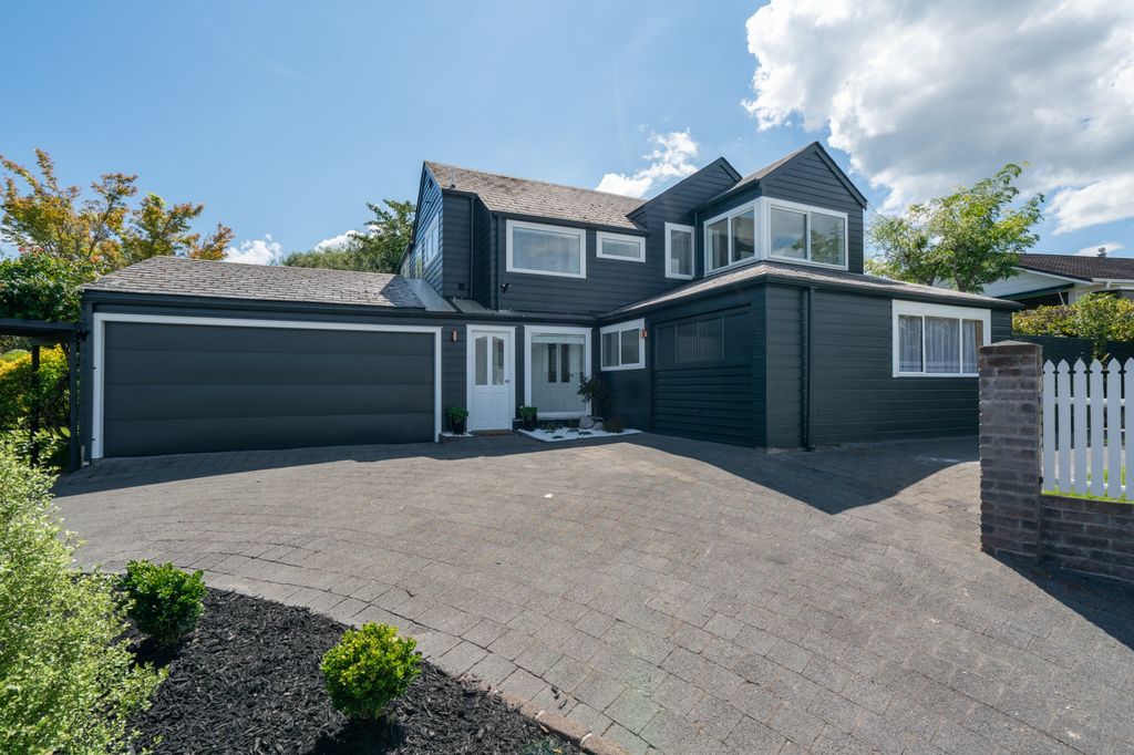 Property value 10 Pataka Road, Taupo realestate.co.nz