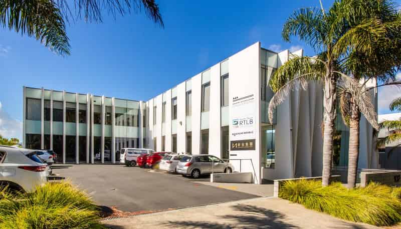 102 Rosedale Road, Albany