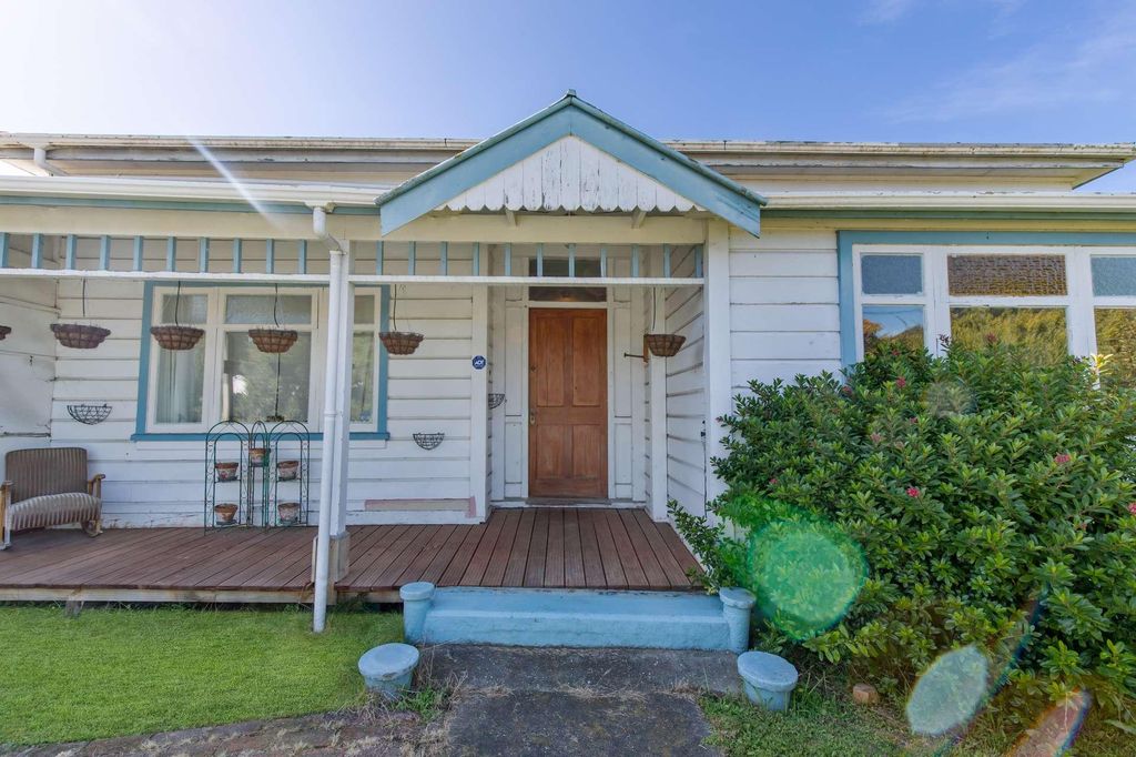 Property value 57 London Street, Whanganui Central realestate.co.nz