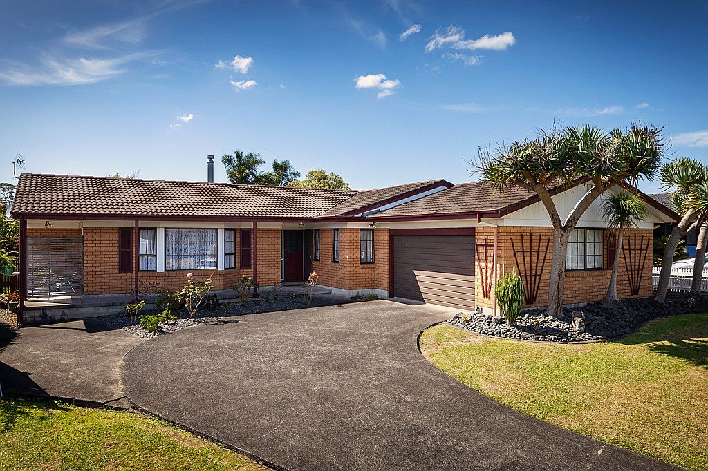 Property value 39 Frank Evans Place, Henderson realestate.co.nz
