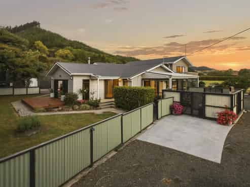 266 Puriri Valley Road, Puriri