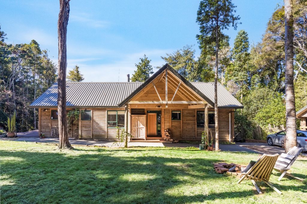 Property value 81 Brick Bay Drive, Sandspit realestate.co.nz