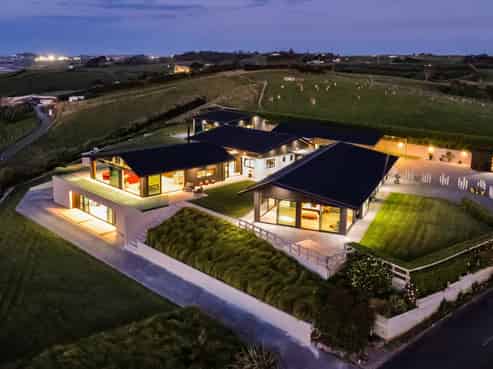 24 Washer Road, Omata
