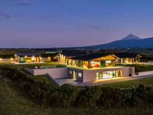 24 Washer Road, Omata