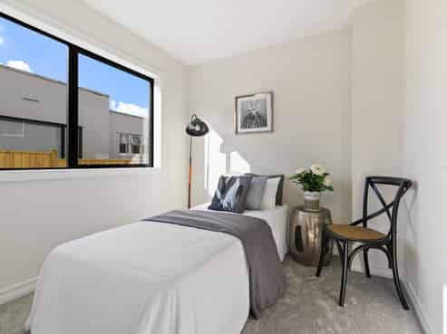 5/8 Knight Avenue, Mount Albert