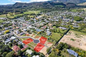 4 and 8 Te Puke Te Ao Way, Otaki