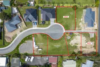 4 and 8 Te Puke Te Ao Way, Otaki