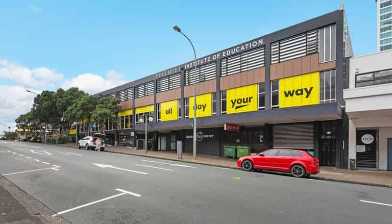 Shop 4/529 Lake Road, Takapuna