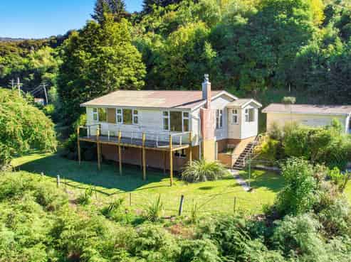 24 Tui Terrace, Waipori Falls