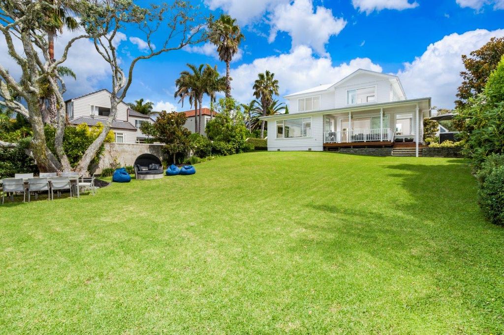 Property value 315A Beach Road, Campbells Bay realestate.co.nz