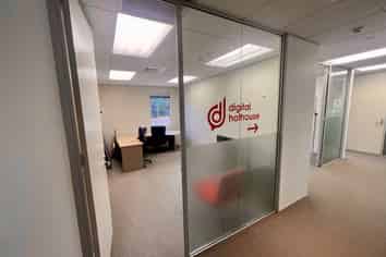 MODERN FIRST FLOOR OFFICES
