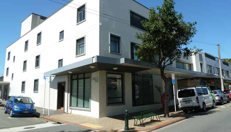 143 Riddiford Street, NEWTOWN