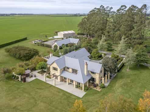 1763 Pole Road, Winchmore