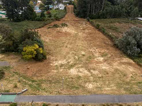16 Leinster Ave and 153 Poplar Ave, Raumati South